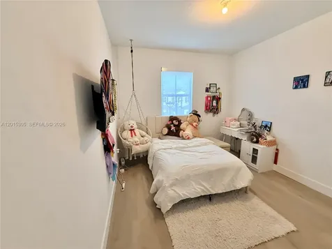 12750 NW 23rd Place Miami FL 33167