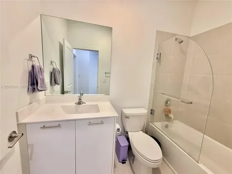 12750 NW 23rd Place Miami FL 33167