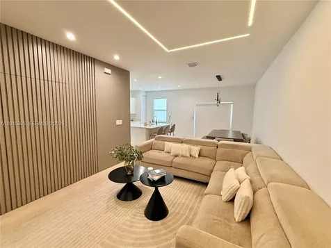 12750 NW 23rd Place Miami FL 33167