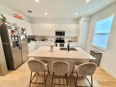 12750 NW 23rd Place Miami FL 33167