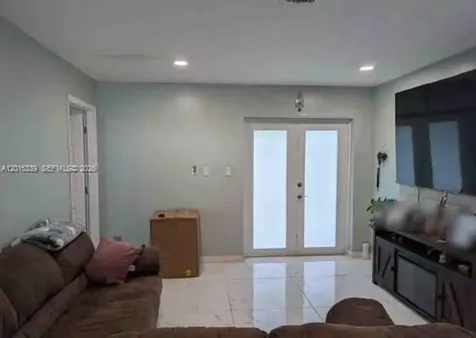1430 NE 175th Street North Miami Beach FL 33162
