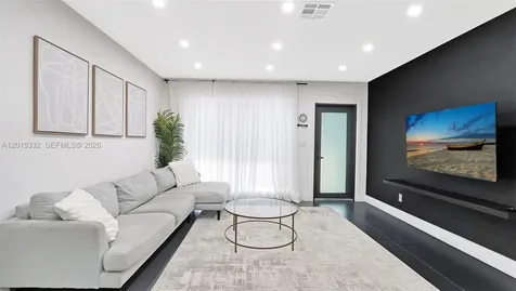 603 N 32nd Avenue Hollywood FL 33021