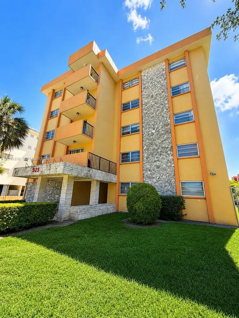 525 NW 72nd Avenue Miami FL 33126