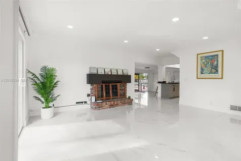 7601 NW 82nd Terrace Parkland FL 33067
