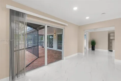 7601 NW 82nd Terrace Parkland FL 33067
