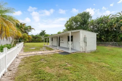 7601 NW 82nd Terrace Parkland FL 33067