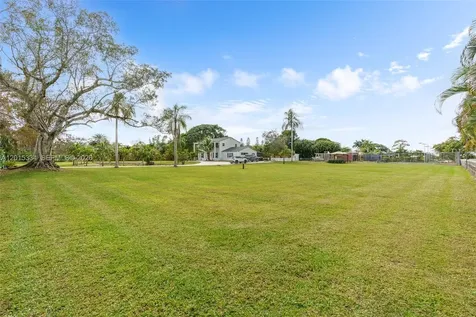7601 NW 82nd Terrace Parkland FL 33067