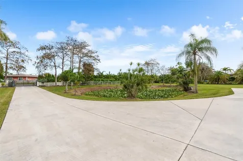 7601 NW 82nd Terrace Parkland FL 33067