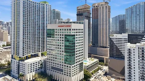 175 SW 7th Street Miami FL 33130