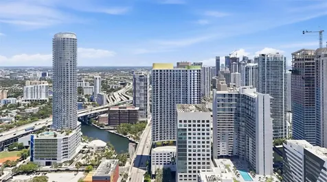 175 SW 7th Street Miami FL 33130