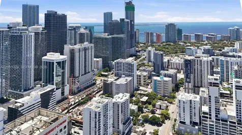 175 SW 7th Street Miami FL 33130