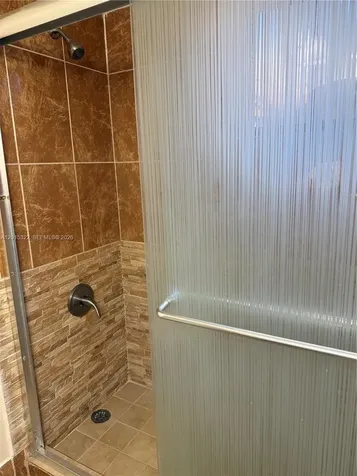 5490 W 21st Court Hialeah FL 33016