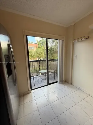 5490 W 21st Court Hialeah FL 33016