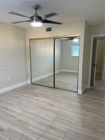5490 W 21st Court Hialeah FL 33016