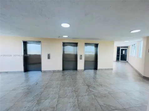 2055 SW 122nd Avenue Miami FL 33175