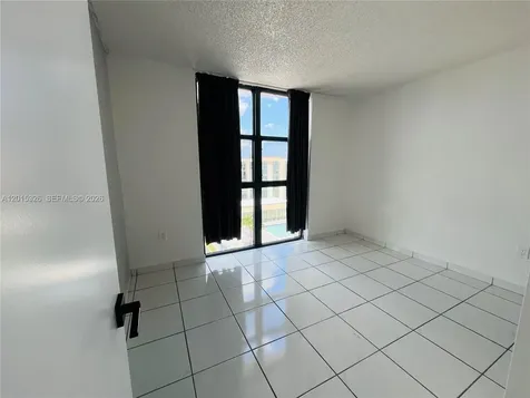 2055 SW 122nd Avenue Miami FL 33175