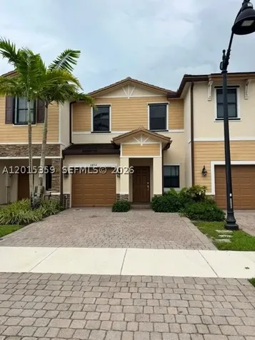5892 Mustang Manor Davie FL 33314
