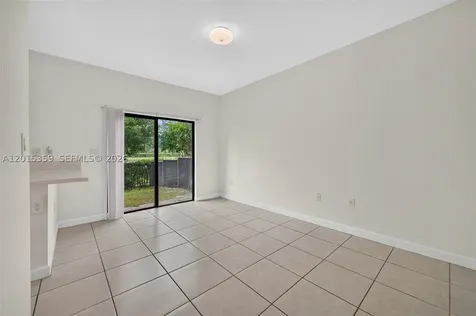 5892 Mustang Manor Davie FL 33314