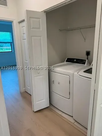 5892 Mustang Manor Davie FL 33314