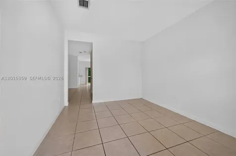 5892 Mustang Manor Davie FL 33314