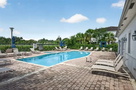 5892 Mustang Manor Davie FL 33314