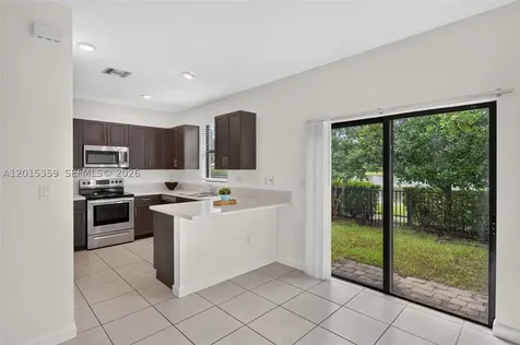 5892 Mustang Manor Davie FL 33314