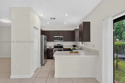 5892 Mustang Manor Davie FL 33314