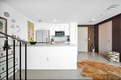 300 S Biscayne Boulevard Miami FL 33131