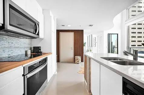 300 S Biscayne Boulevard Miami FL 33131