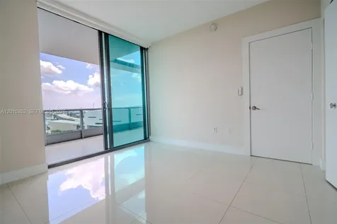 900 Biscayne Boulevard Miami FL 33132