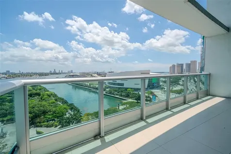 900 Biscayne Boulevard Miami FL 33132