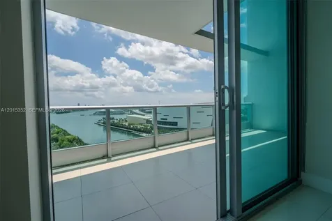 900 Biscayne Boulevard Miami FL 33132