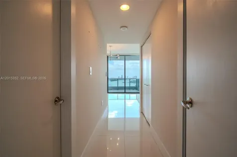 900 Biscayne Boulevard Miami FL 33132