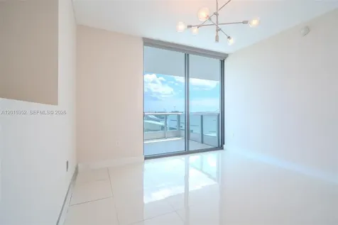 900 Biscayne Boulevard Miami FL 33132