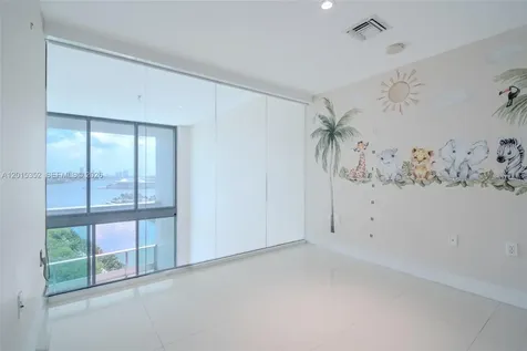 900 Biscayne Boulevard Miami FL 33132