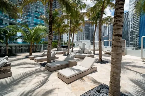 900 Biscayne Boulevard Miami FL 33132