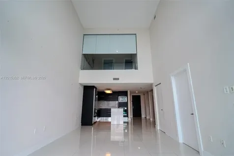 900 Biscayne Boulevard Miami FL 33132