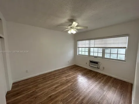 7920 East Drive North Bay Village FL 33141