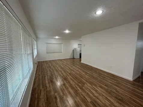 7920 East Drive North Bay Village FL 33141