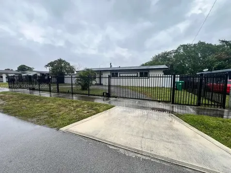 3221 NW 182nd Street Miami Gardens FL 33056