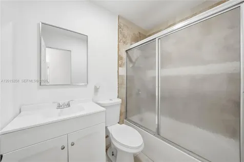 5320 W 26th Avenue Hialeah FL 33016