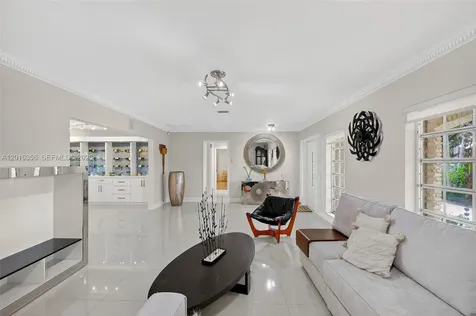 9261 SW 88 Street Miami FL 33176