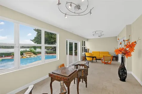 9261 SW 88 Street Miami FL 33176