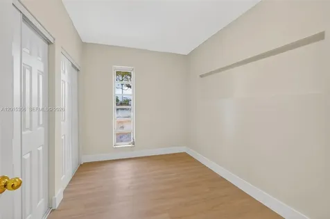 9261 SW 88 Street Miami FL 33176