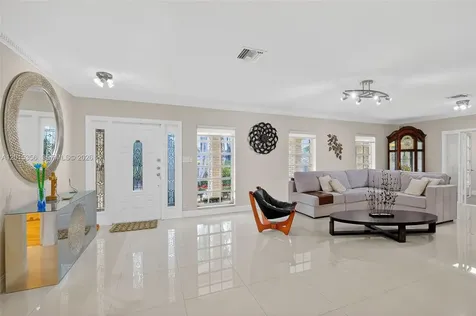 9261 SW 88 Street Miami FL 33176