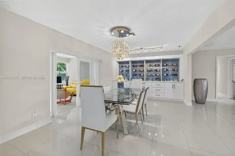 9261 SW 88 Street Miami FL 33176