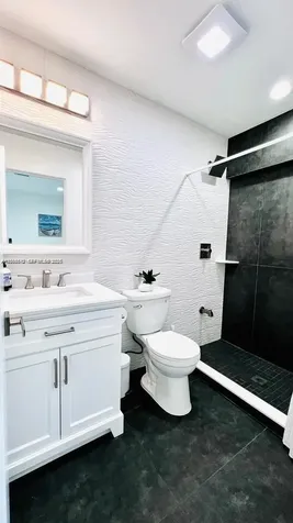 218 SE 3rd Place Dania Beach FL 33004
