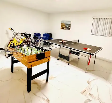 218 SE 3rd Place Dania Beach FL 33004