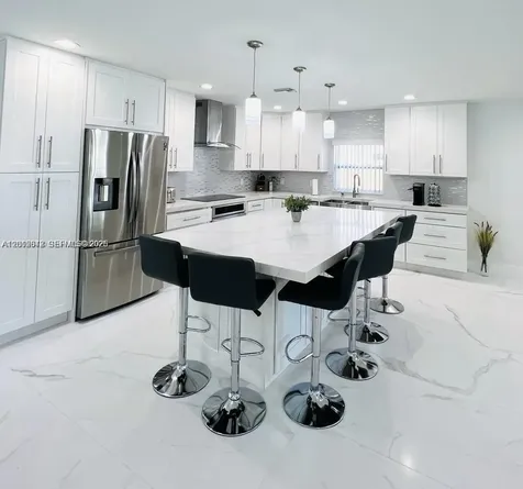 218 SE 3rd Place Dania Beach FL 33004