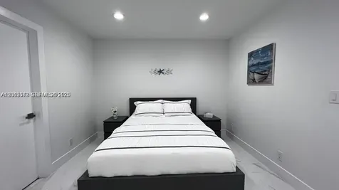 218 SE 3rd Place Dania Beach FL 33004